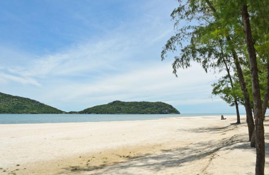 Laem Sala Beach and Campsite, the trail to Phraya Nakhon Cave start from the campsite area of this beach