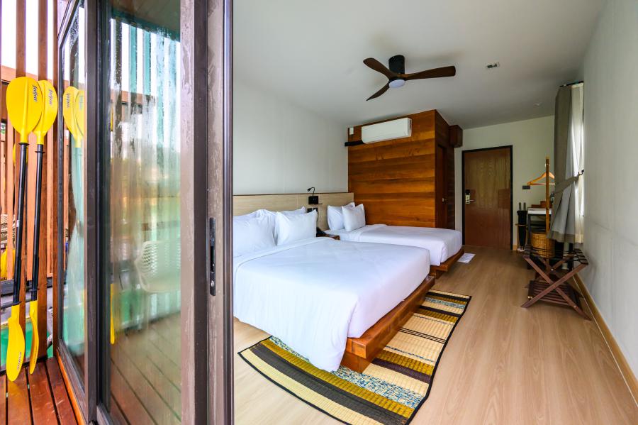360&deg; Issara Floating Resort - triple deluxe rooms for 3 people