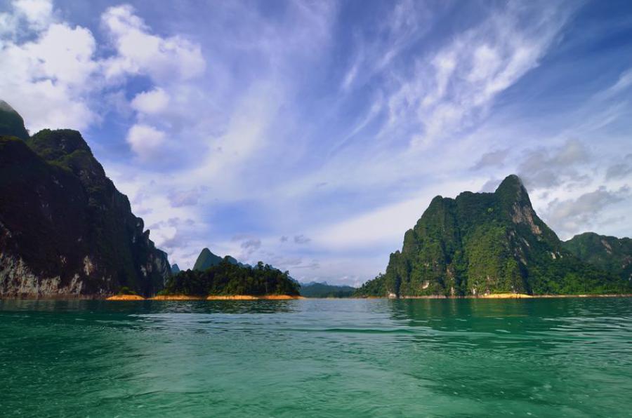 Cheow Lan Lake